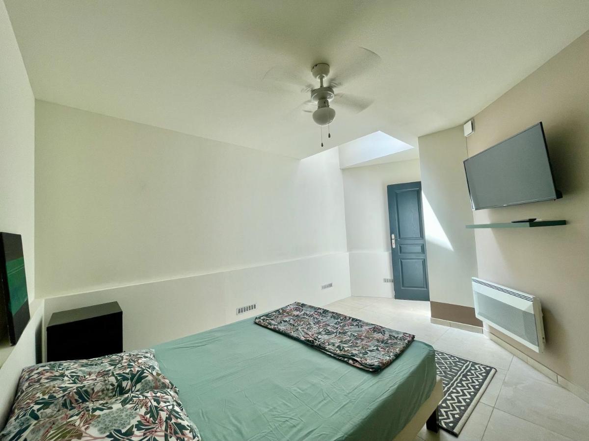 Appartement Souplex Jardin Proche Autoroute, Plages Et Attractions, Wifi - Tv, Calme Bessan Exterior foto